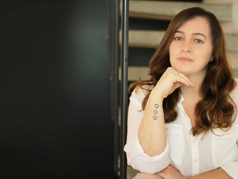 Read more about the article אחד על אחד עם מעצבת הפנים תמי פמפנל שנקר
